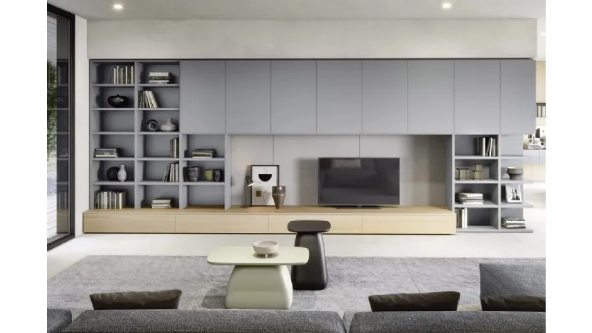 Tavolino di design Cliff in poliuretano laccato opaco di Novamobili