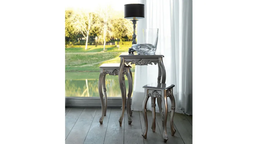 Tavolini Tornabuoni 601G|M|P in legno laccato con top in vetro di Andrea Fanfani