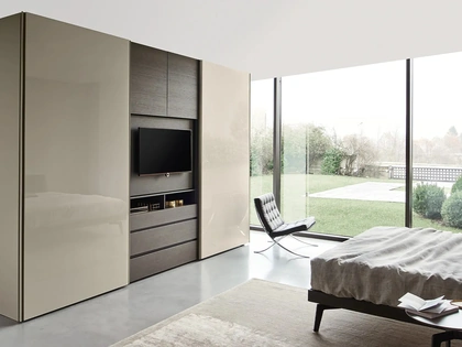 Armadio Odeon Scorrevole in laccato lucido di Sangiacomo