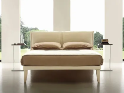 Letto in tessuto con testiera imbottita Isa di Ergogreen