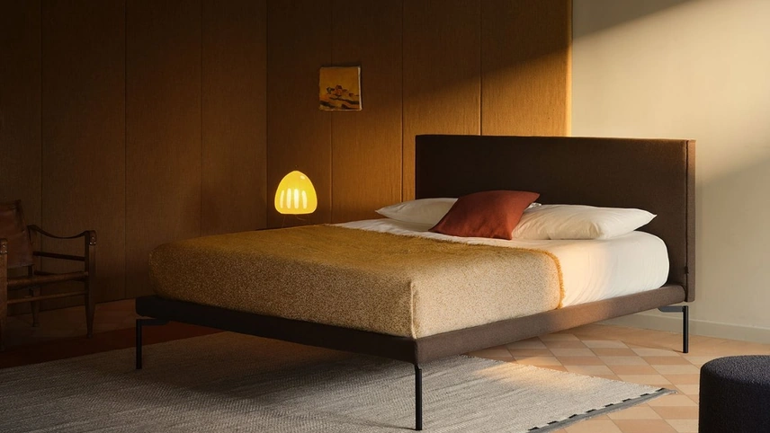 Letto con testiera imbottita Metropolitan di Bolzan Letti