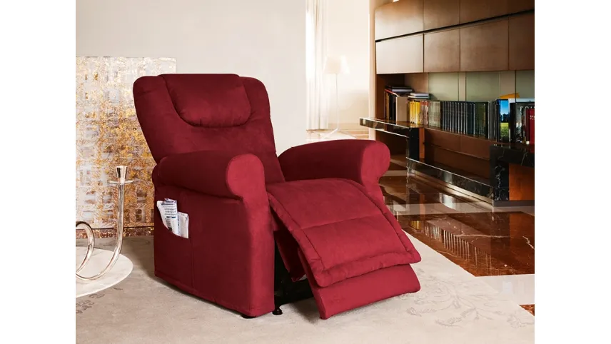 Poltrona Relax con meccanismo alzapersona Stylo di Rigosalotti