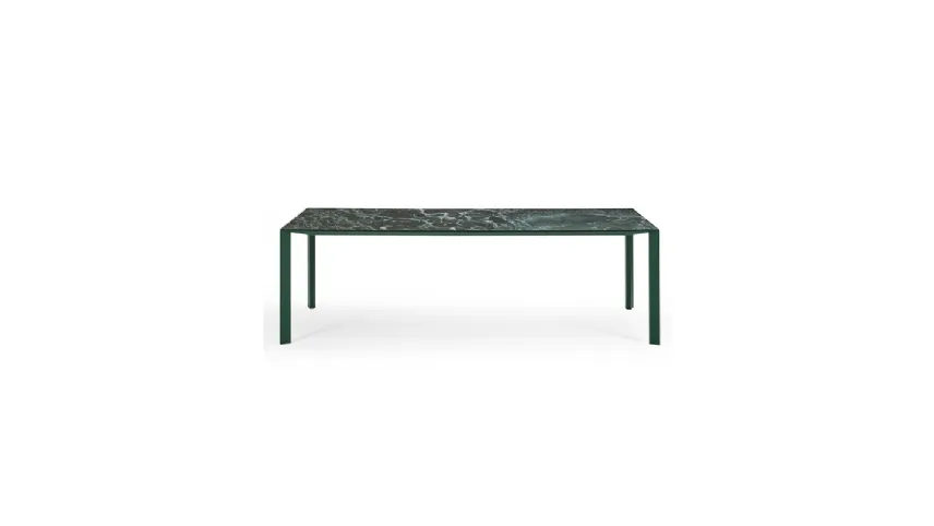 Tavolo Akashi in ceramica di Midj