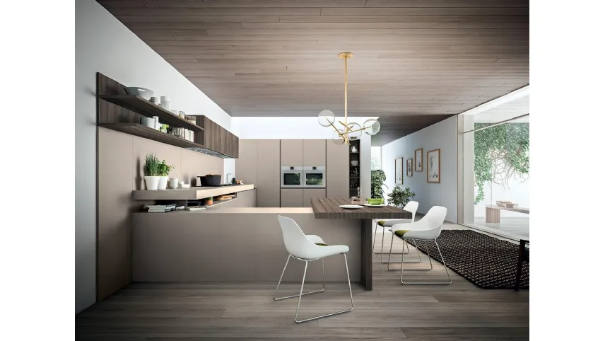 Cucina Design con penisola XXL 07 in laccato opaco creta e laminato di Astra