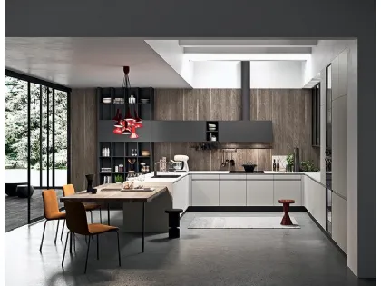 Cucina ad angolo laccato bianco e antracite con colonne a filo Line di Astra
